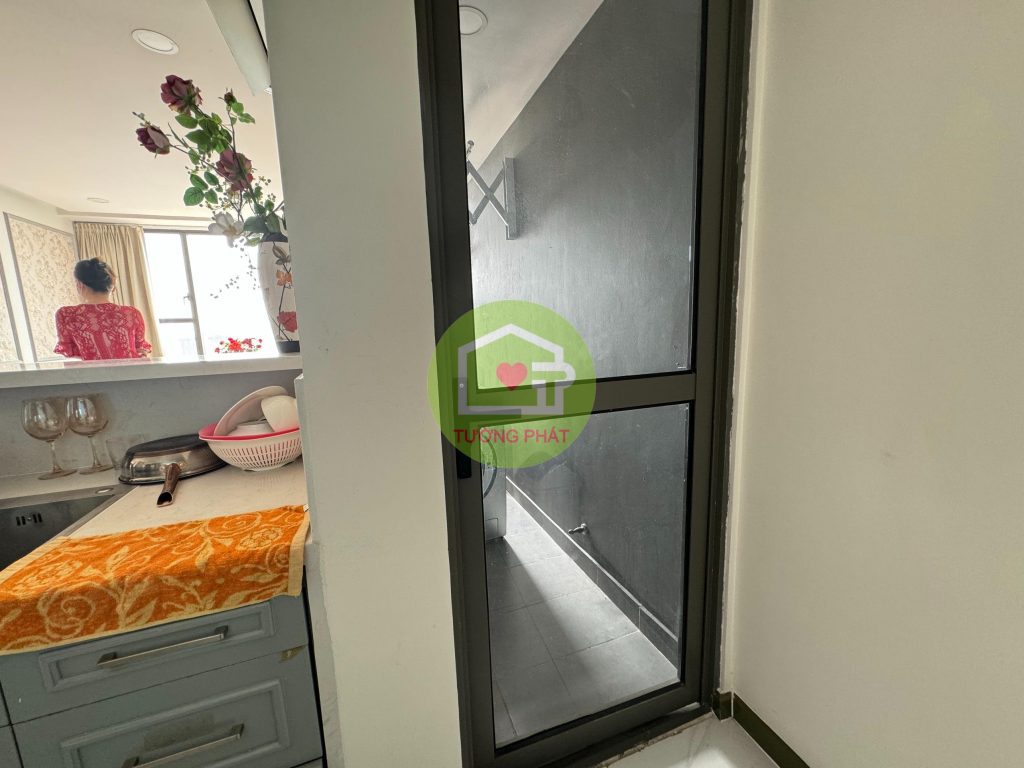 Rivergate apartment for rent