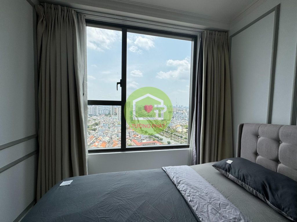 Rivergate apartment for rent