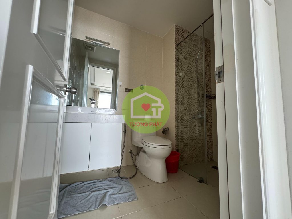 Rivergate apartment for rent