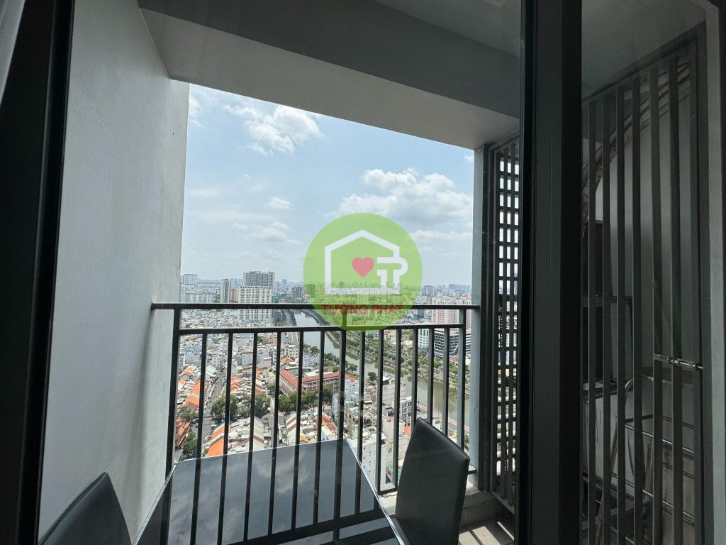 Rivergate apartment for rent