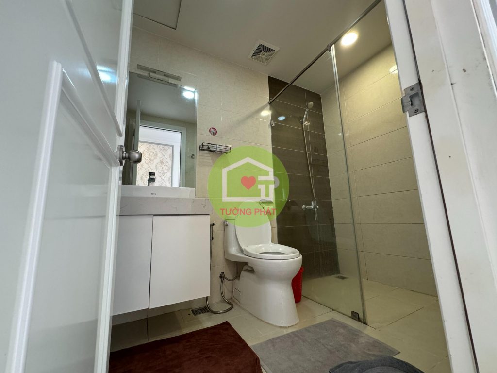 Rivergate apartment for rent