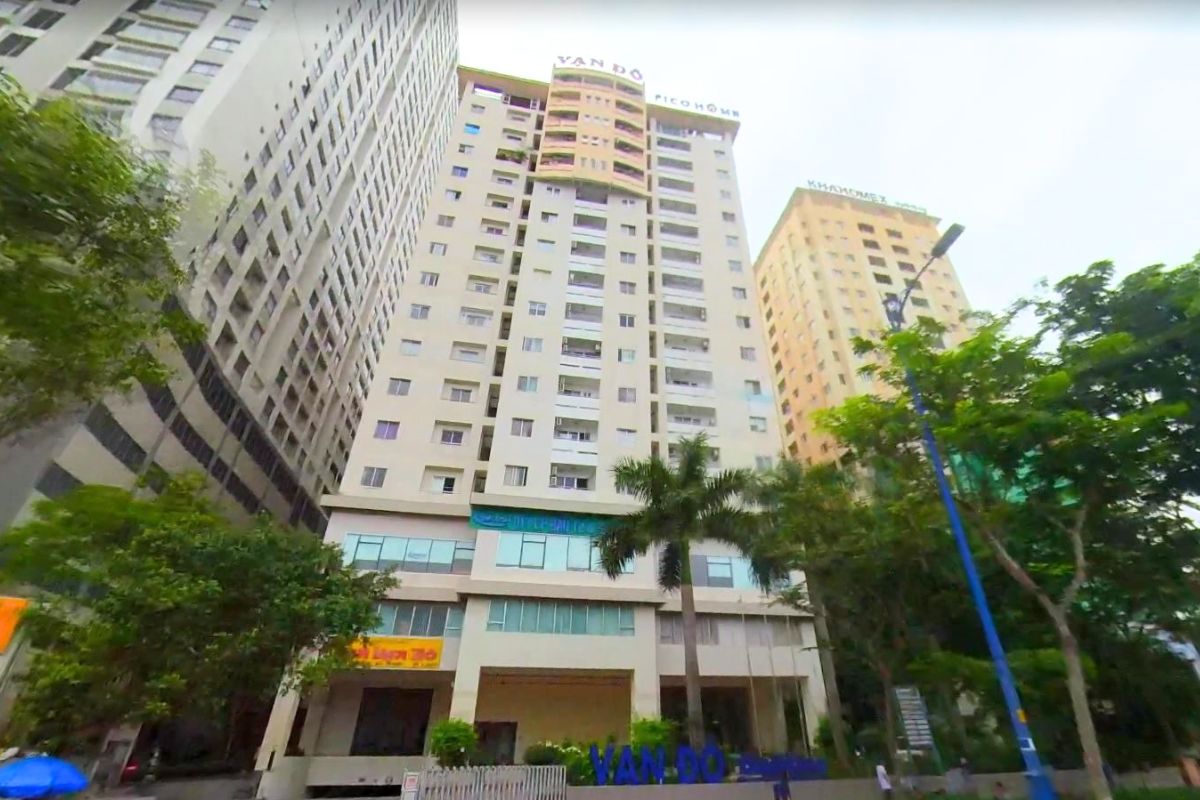 District 4 is a densely populated area and convenient for commuting