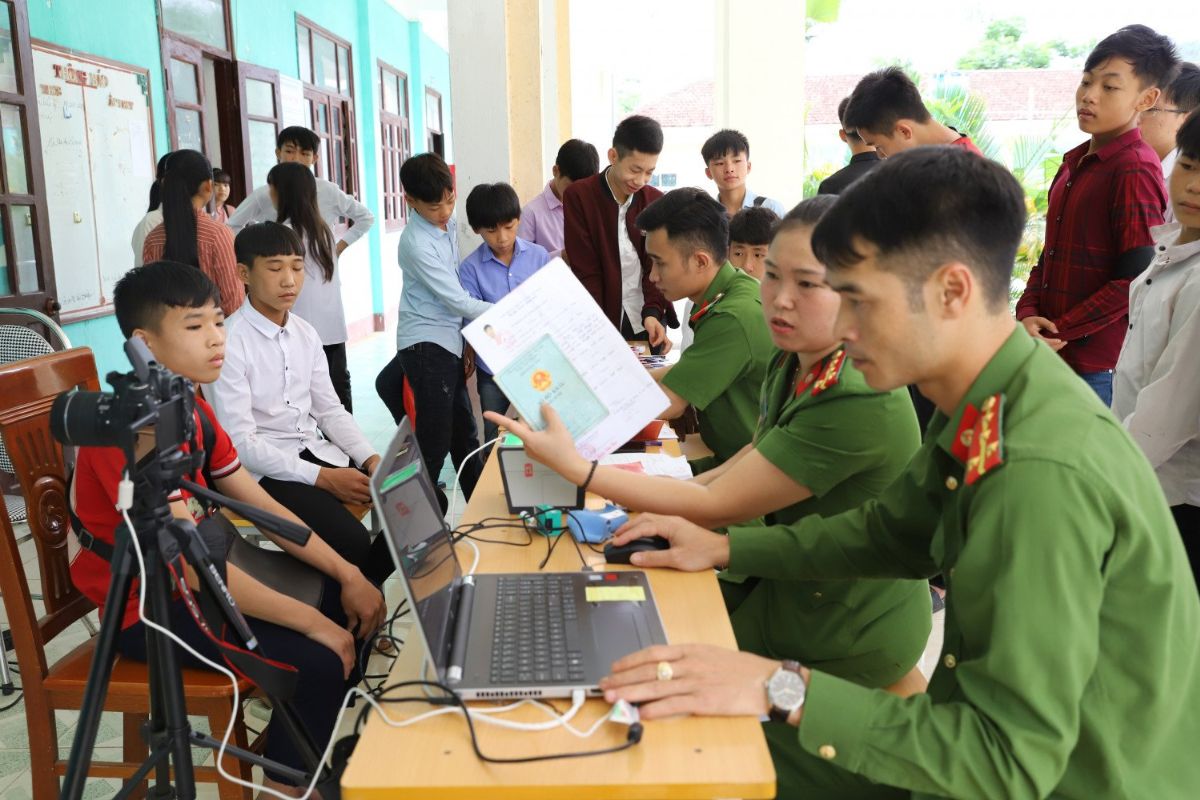 You can go directly to the police station at ward/commune or provincial level