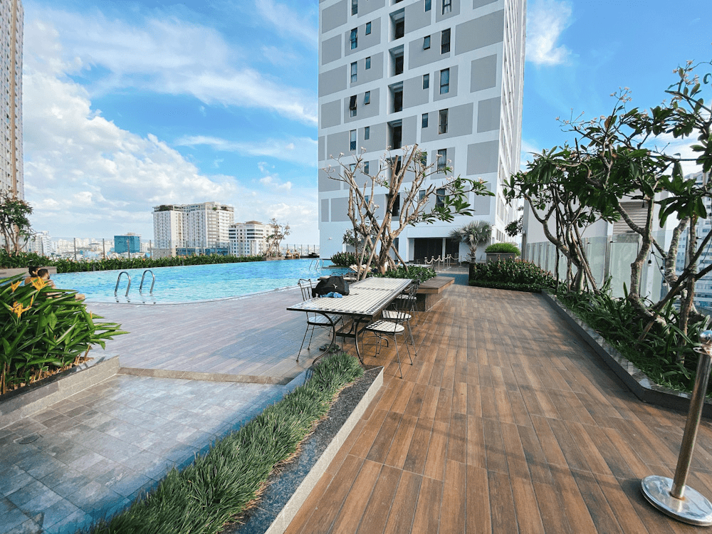 Rivergate Apartment provides not just internal comforts but is also embraced by a rich network of external facilities.
