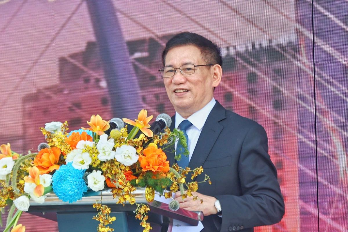 Deputy Prime Minister Ho Duc Phoc speaks