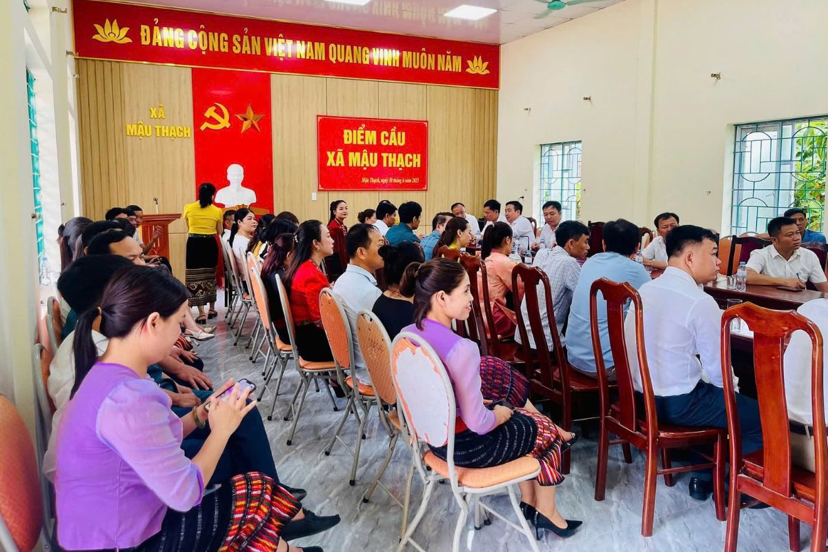 New Mau Thach Commune Government